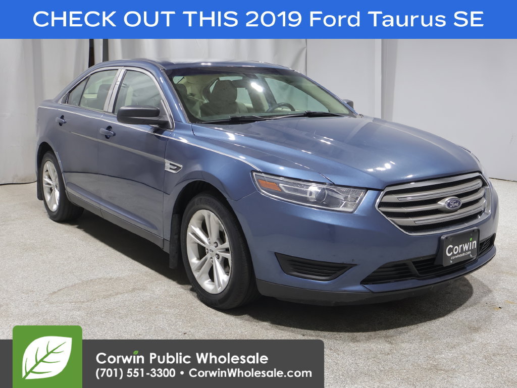 Used 2019 Ford Taurus SE FWD image 1