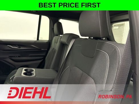 New 2026 Jeep Grand Cherokee Laredo X AWD/4WD image 18