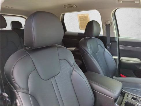 Used 2024 Kia Sorento EX AWD/4WD image 26