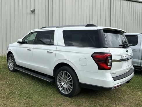 Used 2024 Ford Expedition Max Limited AWD/4WD image 5