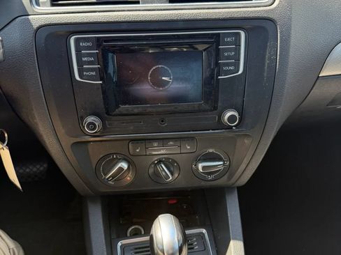 Used 2017 Volkswagen Jetta S FWD image 5