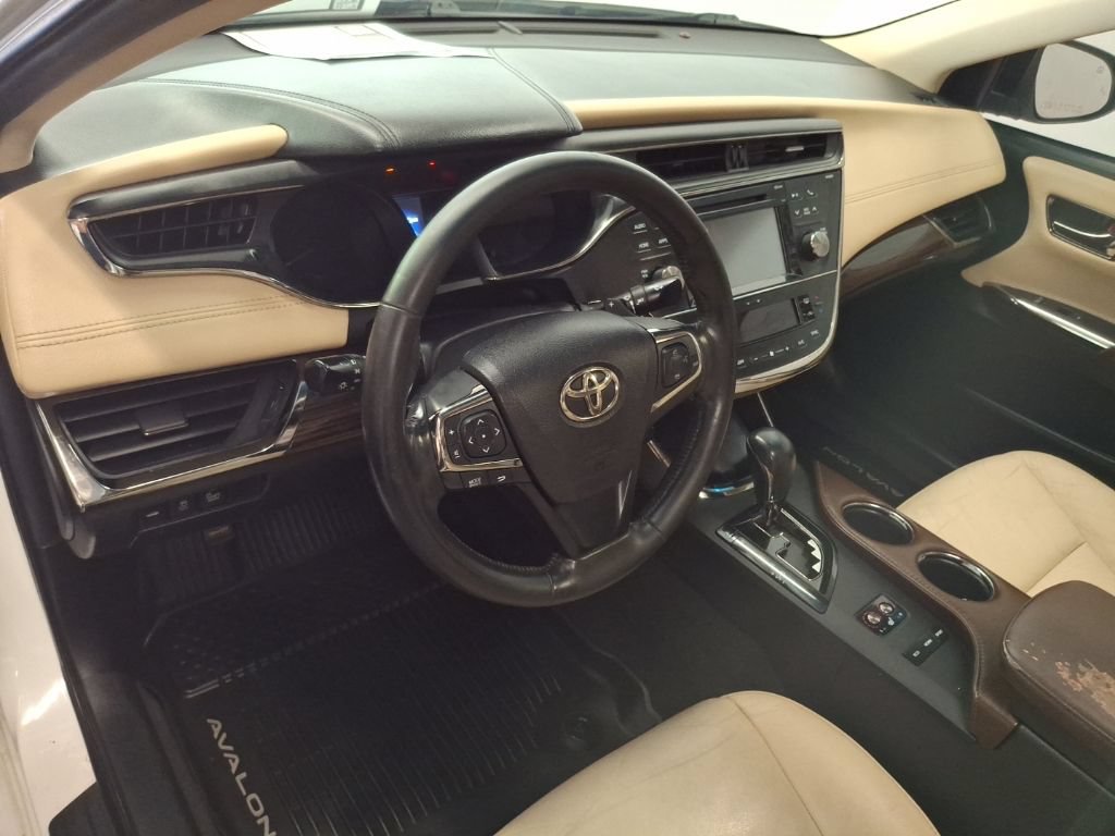 Used 2015 Toyota Avalon XLE Touring FWD image 17