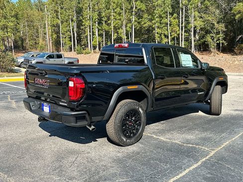 New 2026 GMC Canyon Elevation w/ Convenience Package RWD image 7
