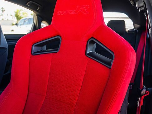 Used 2025 Honda Civic Type R image 27