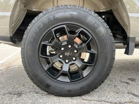 Used 2025 Ford F150 STX w/ Equipment Group 201A FX4 image 14