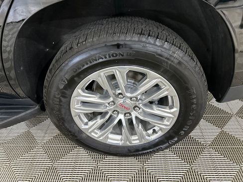 Used 2023 GMC Yukon SLT image 10