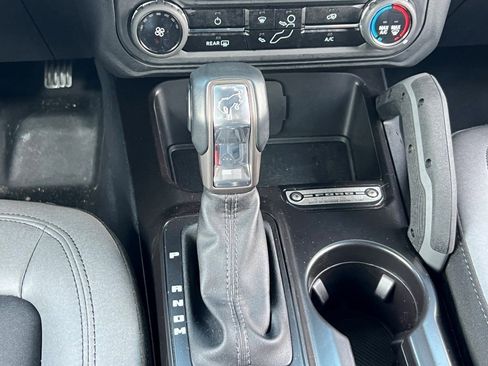 Used 2024 Ford Bronco Big Bend image 18