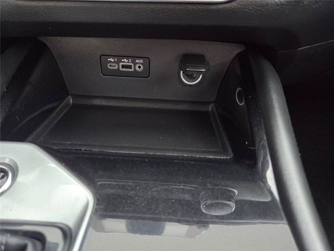 Used 2023 Nissan Altima 2.5 SV FWD image 13
