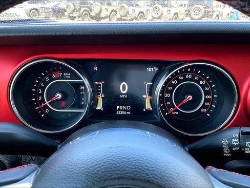 Used 2019 Jeep Wrangler Unlimited Rubicon AWD/4WD image 13