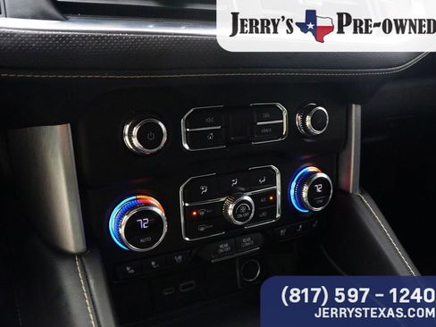 Used 2022 GMC Yukon SLT image 13