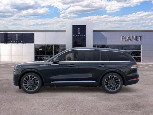 New 2026 Lincoln Aviator Reserve AWD/4WD image 3