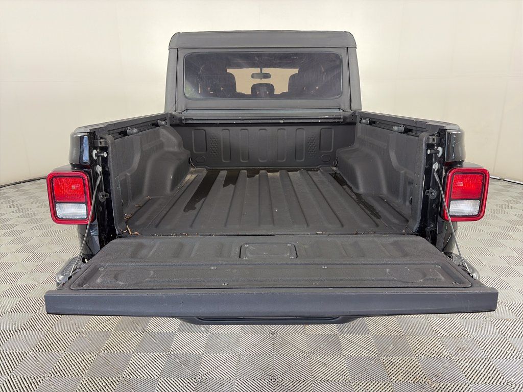 Used 2020 Jeep Gladiator Sport w/ Quick Order Package 23S AWD/4WD image 29