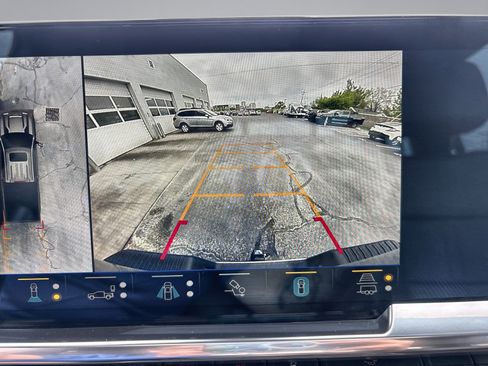 Used 2025 Chevrolet Silverado 3500 High Country w/ High Country Premium Package image 28