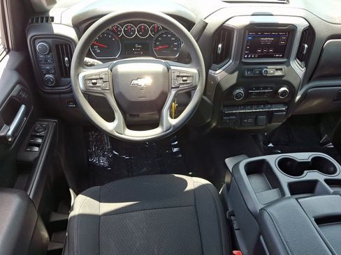 Used 2021 Chevrolet Silverado 1500 Custom w/ Safety Confidence Package AWD/4WD image 11