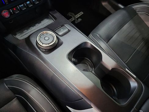 Used 2022 Ford Mustang Shelby GT500 w/ Technology Package image 15