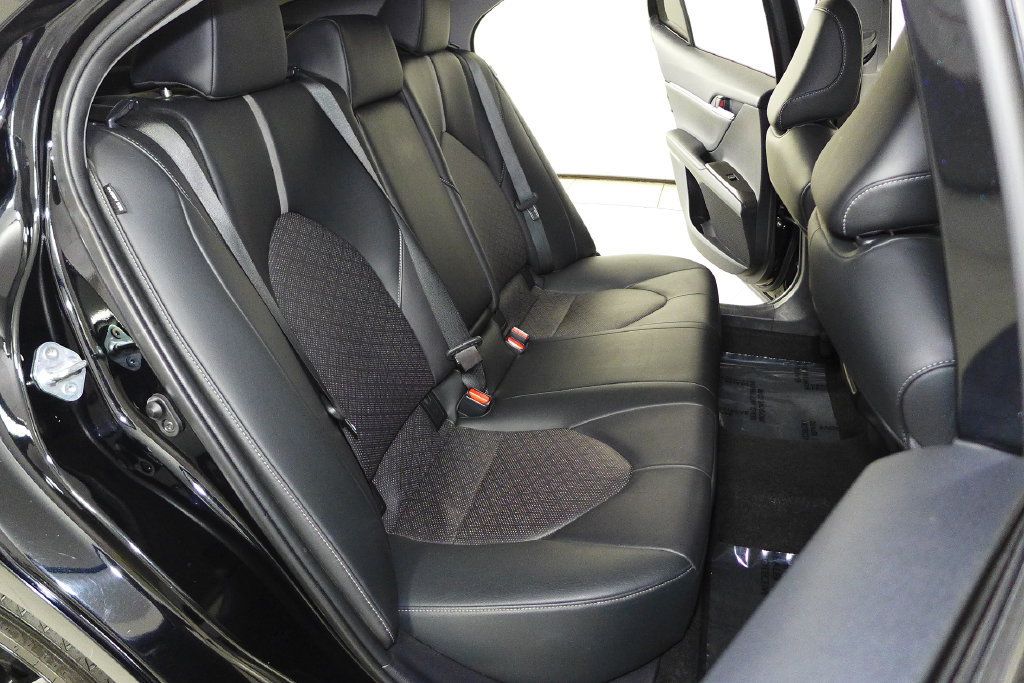 Used 2023 Toyota Camry XSE FWD image 19