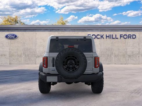 New 2026 Ford Bronco Outer Banks w/ Sasquatch Package AWD/4WD image 7