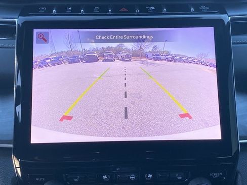 Used 2023 Jeep Grand Cherokee Overland w/ Luxury Tech Group IV image 13