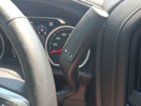 Used 2019 Chevrolet Silverado 1500 LTZ w/ LTZ Premium Package AWD/4WD image 16