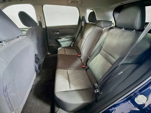 Used 2024 Nissan Rogue SV image 21