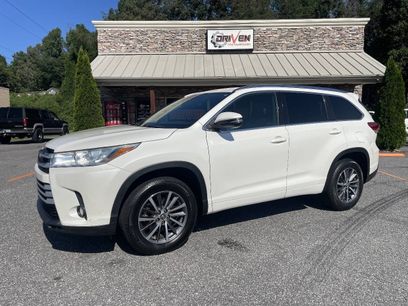 Used 2017 Toyota Highlander XLE
