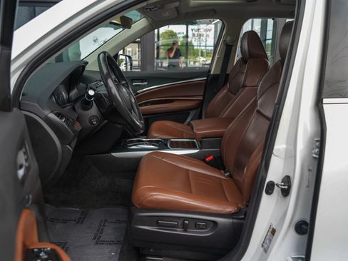 Used 2018 Acura MDX w/ Tech & Entertainment Pkg AWD/4WD image 11