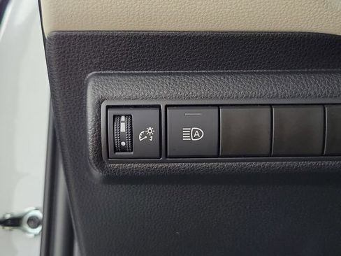 Used 2024 Toyota Corolla LE FWD image 23