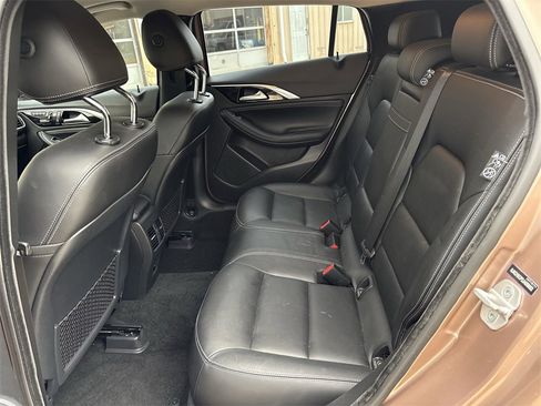 Used 2018 INFINITI QX30 Premium w/ Cargo Package image 21