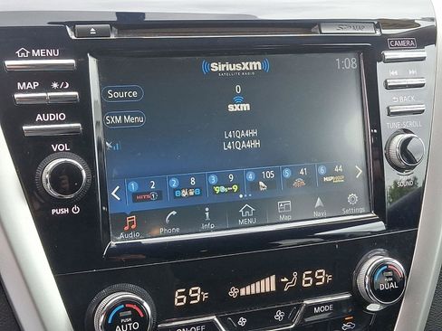 Used 2016 Nissan Murano S w/ Navigation Package AWD/4WD image 17