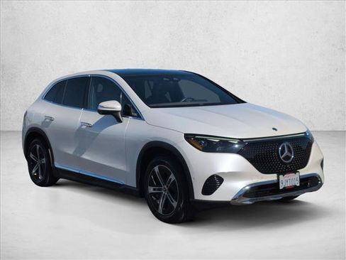 Used 2023 Mercedes-Benz EQE 350+ 4MATIC SUV image 3