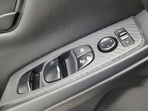 Used 2025 Nissan Sentra S image 27