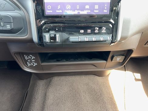 New 2025 RAM 2500 Laramie image 24