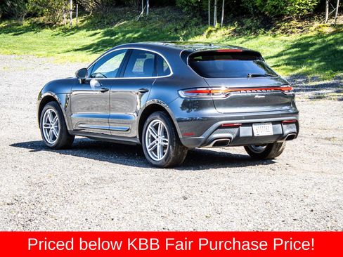 Used 2023 Porsche Macan AWD/4WD image 5