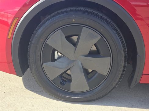 Used 2026 Toyota Prius LE image 13