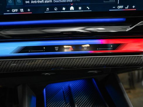 Used 2025 BMW M5 Touring w/ M Driver's Package image 28