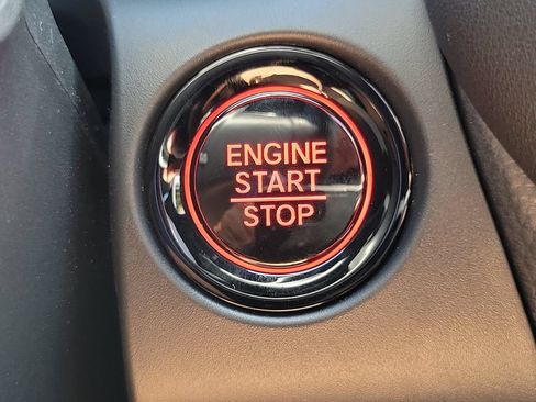 Certified 2027 Honda HR-V Sport image 29
