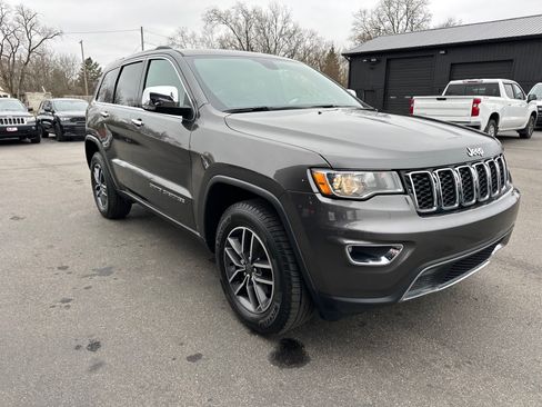 Used 2019 Jeep Grand Cherokee Limited image 1