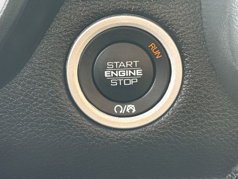 Used 2024 RAM 1500 Laramie image 22