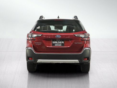 Used 2024 Subaru Outback Limited AWD/4WD image 4