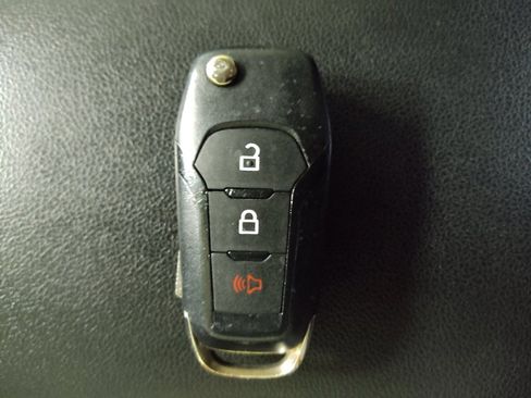 Used 2021 Ford Escape S FWD image 32
