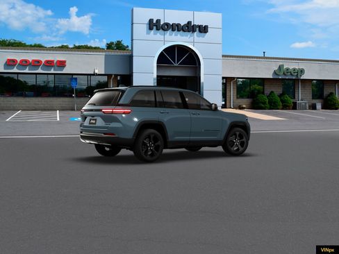New 2026 Jeep Grand Cherokee Limited w/ Limited Altitude Package AWD/4WD image 8