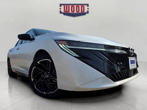 New 2026 Nissan Sentra SR image 4