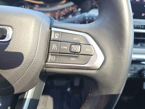 Used 2022 Jeep Compass Limited w/ Sun and Sound Group image 39