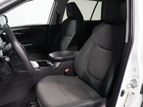 Certified 2024 Toyota RAV4 XLE image 27