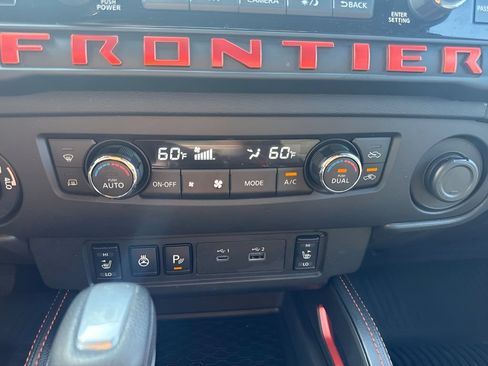 Used 2025 Nissan Frontier PRO-4X w/ Pro Convenience Package AWD/4WD image 10
