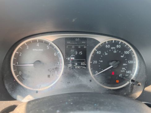 Used 2020 Nissan Kicks S FWD image 16