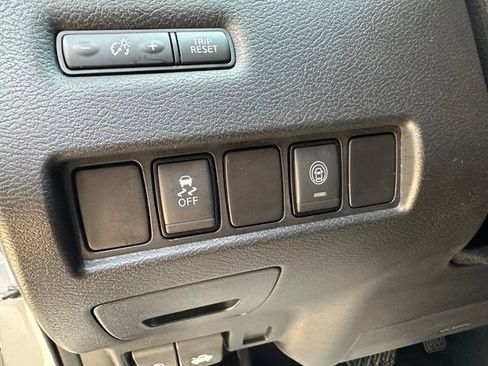 Used 2020 Nissan Murano SV FWD image 22