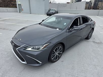 Used 2022 Lexus ES 350 w/ Premium Package