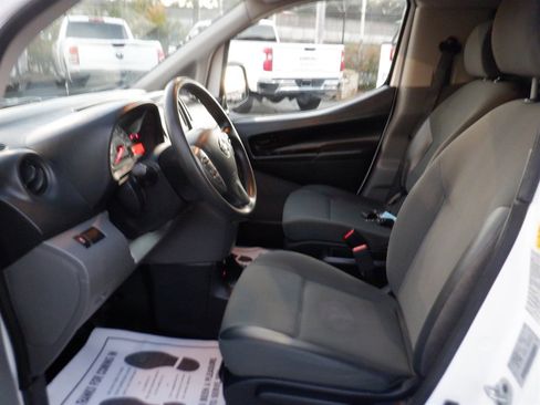 Used 2021 Nissan NV200 S image 11