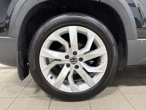 Used 2023 Volkswagen Taos S image 10